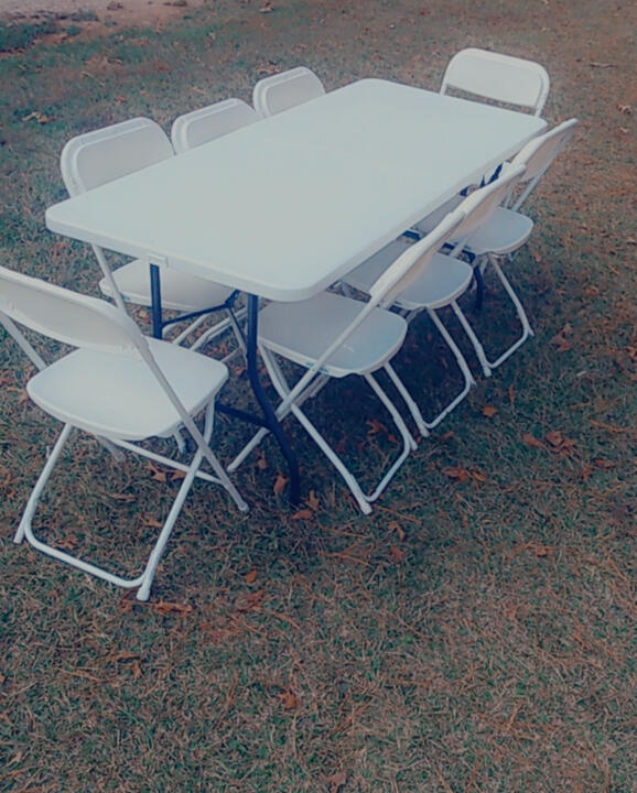 6ft Plastic Tables